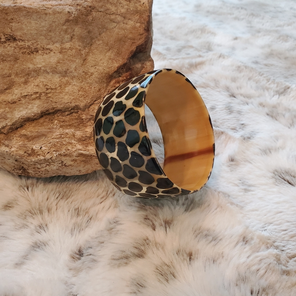 Bracelets - Picture 3 of 3